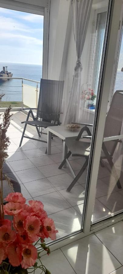 Apartament Bety Sea Front Apartamento Costinesti Exterior foto